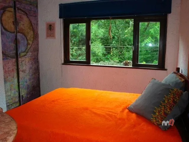 Casa 2 quartos e 1 banheiro, à venda, no bairro Itaipava em Petrópolis