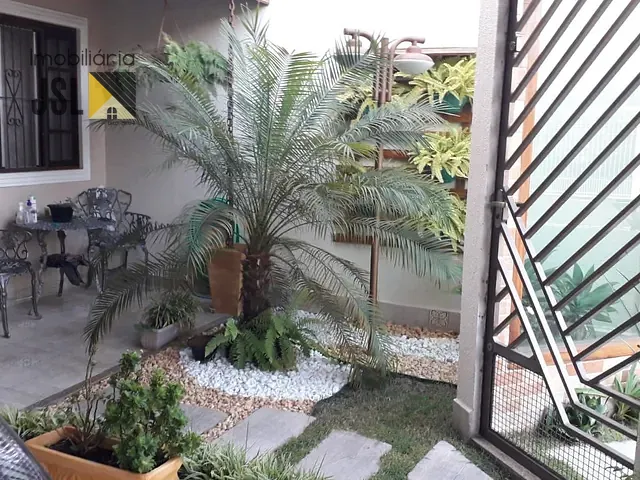 Casa com 192m² 3 quartos e 1 banheiro, à venda, no bairro Jardim Caçapava em Caçapava