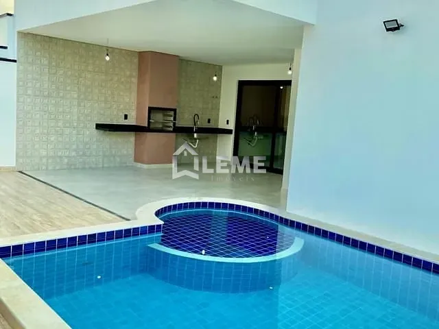 Casa com 250m² 3 quartos e 3 banheiros, à venda, no bairro Jacaré em Cabreúva
