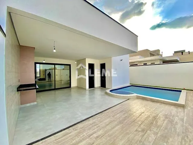 Casa com 250m² 3 quartos e 3 banheiros, à venda, no bairro Jacaré em Cabreúva