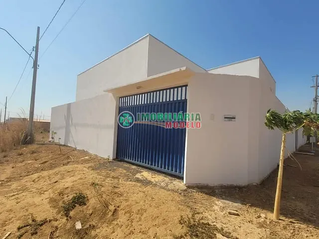 Casa 2 quartos e 2 banheiros, para alugar, no bairro Residencial Fortaleza em Canarana