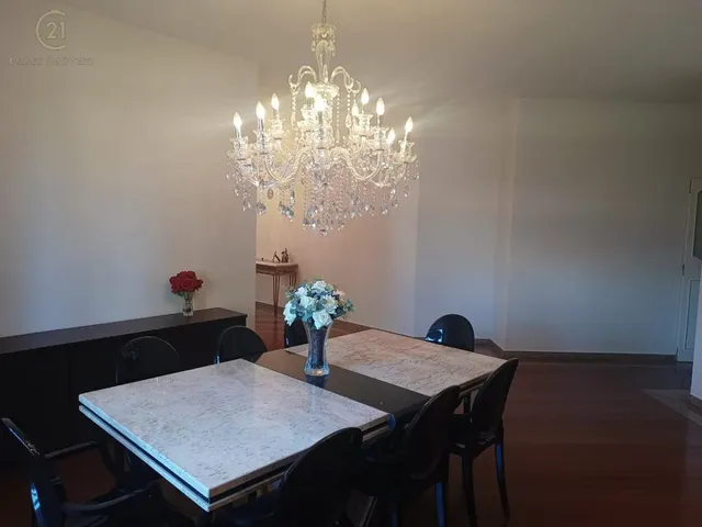 Casa com 666m² 5 quartos e 6 banheiros, à venda, no bairro Mediterrâneo em Londrina