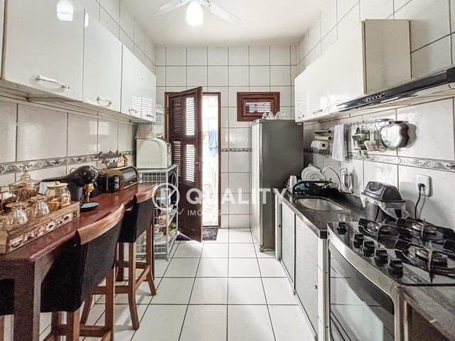 Casa com 103m² 3 quartos e 2 banheiros, à venda, no bairro Jardim América em Fortaleza