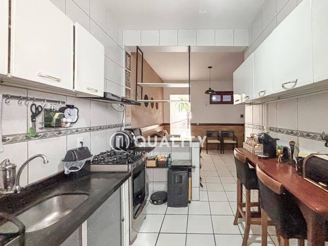 Casa com 103m² 3 quartos e 2 banheiros, à venda, no bairro Jardim América em Fortaleza