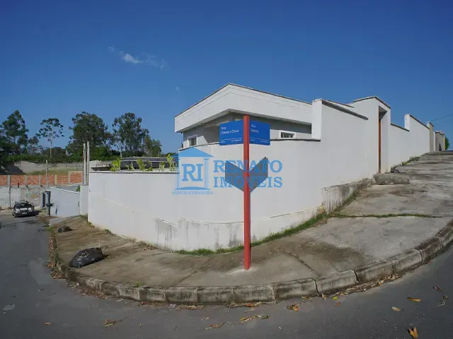 Casa 2 quartos e 1 banheiro, para alugar, no bairro Jacaroá em Maricá