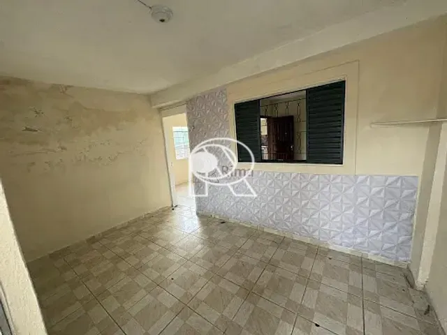 Casa 1 quarto e 2 banheiros, à venda, no bairro Centro em Registro