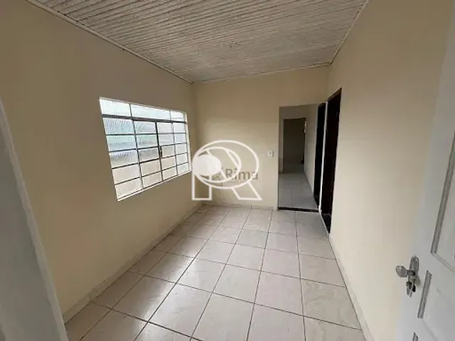 Casa 1 quarto e 2 banheiros, à venda, no bairro Centro em Registro