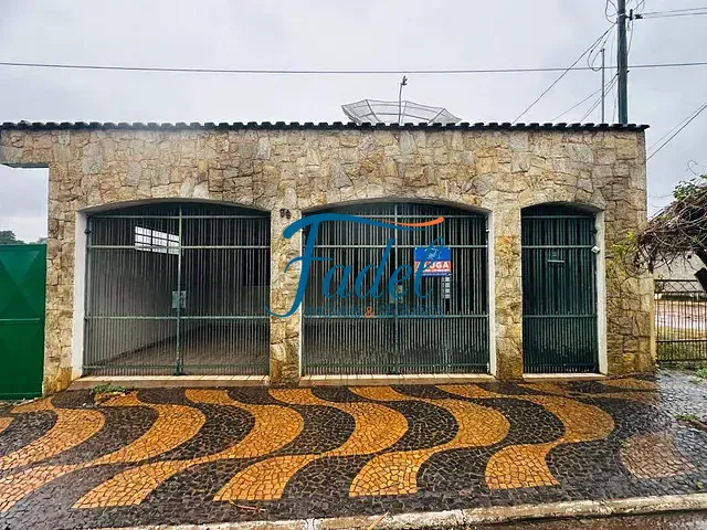 Casa 3 quartos e 1 banheiro, para alugar, no bairro Centro em Conchal