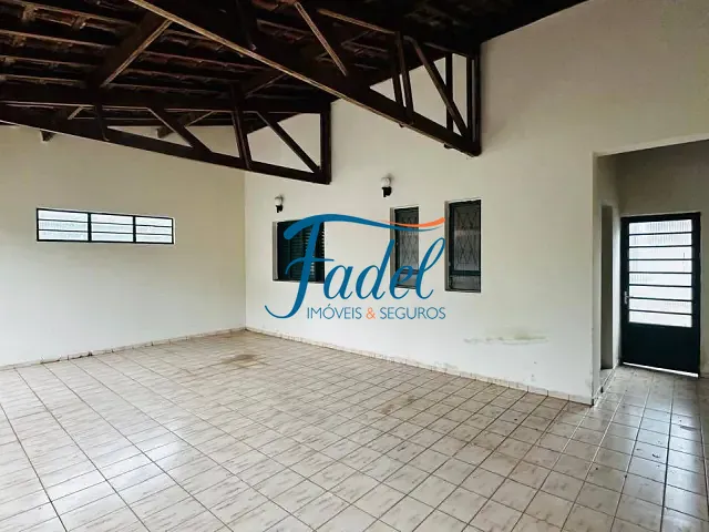 Casa 3 quartos e 1 banheiro, para alugar, no bairro Centro em Conchal
