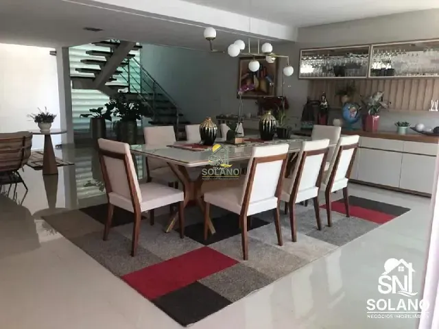 Casa com 320m² 4 quartos e 6 banheiros, à venda, no bairro Residencial Granville em Goiânia