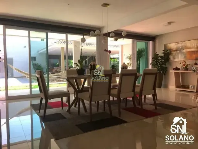 Casa com 320m² 4 quartos e 6 banheiros, à venda, no bairro Residencial Granville em Goiânia