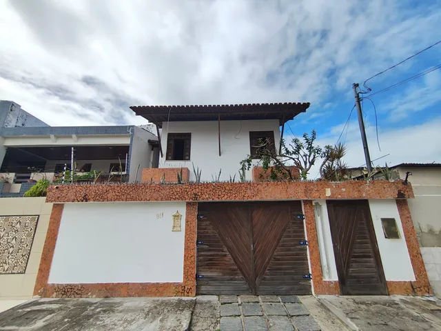 Casa 4 quartos e 3 banheiros, para alugar, no bairro Coroa do Meio em Aracaju