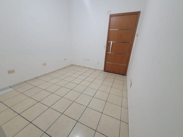 Foto do Casa - 🚶‍♂️ More a 800m do Metrô Belém! Oportunidade de Casa de 50m² com Sala e 2 Dormitórios! ✨ | Organização Imobiliária Açores