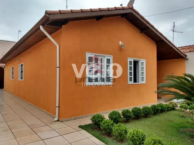 Casa com 250m² 3 quartos e 2 banheiros, à venda, no bairro Piracangaguá em Taubaté