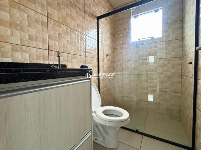 Casa com 203m² 2 quartos e 1 banheiro, à venda, no bairro Residencial Parque da Raposa III em Apucarana