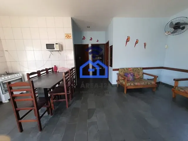 Casa com 285m² 4 quartos e 2 banheiros, à venda, no bairro Martim de Sá em Caraguatatuba