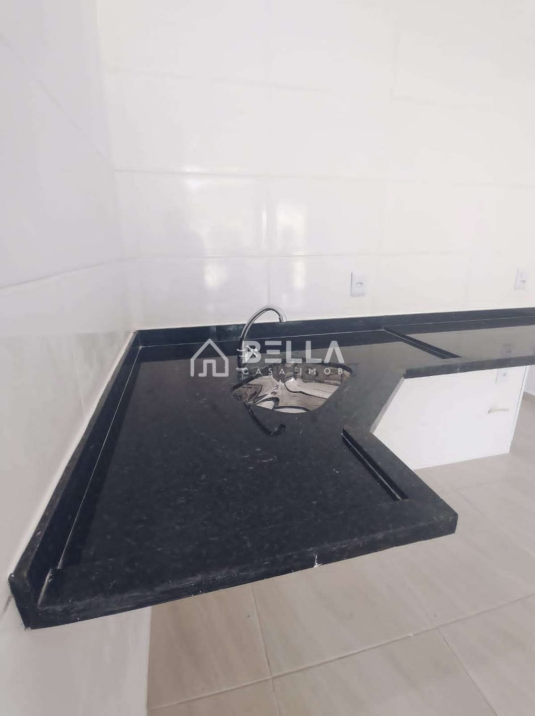 Casa à venda com 2 quartos, 50m² - Foto 7