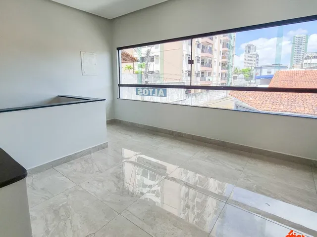 Casa 3 quartos e 3 banheiros, para alugar, no bairro Pedreira em Belém