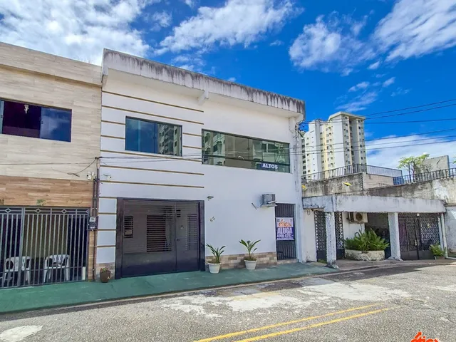 Casa 3 quartos e 3 banheiros, para alugar, no bairro Pedreira em Belém