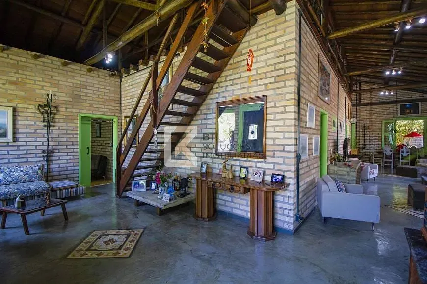 Casa, 3 quartos, 257 m² - Foto 4