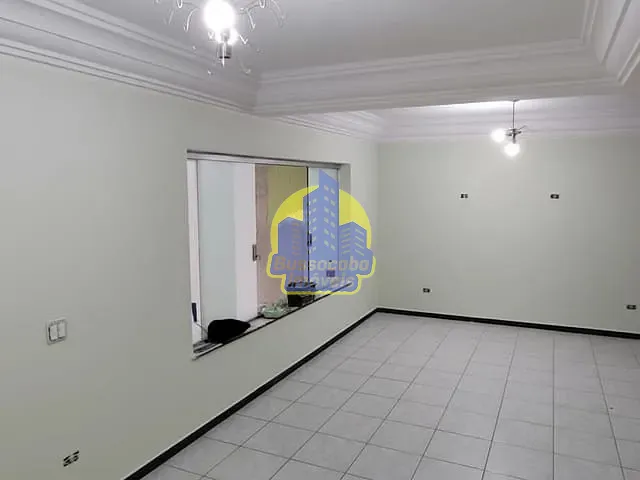 Casa com 500m² 3 quartos e 3 banheiros, para alugar, no bairro Centro em Osasco