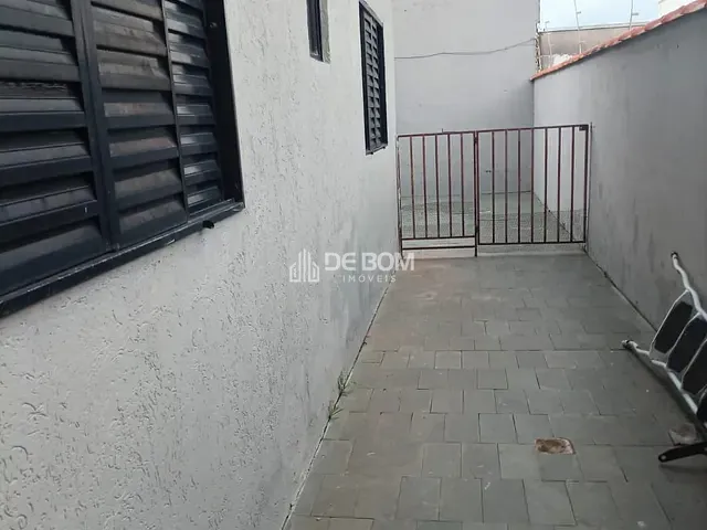 Casa com 190m² 2 quartos e 1 banheiro, à venda, no bairro Jardim São Bento em Poços de Caldas