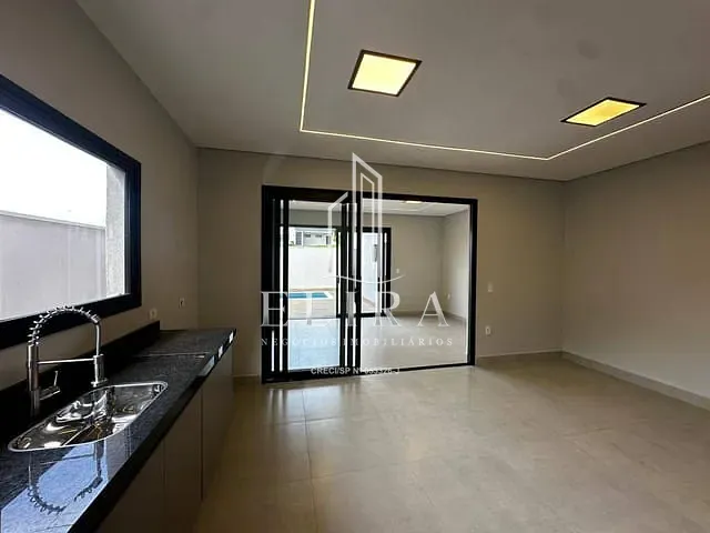 Casa com 300m² 3 quartos e 4 banheiros, à venda, no bairro Parque Nova Carioba em Americana