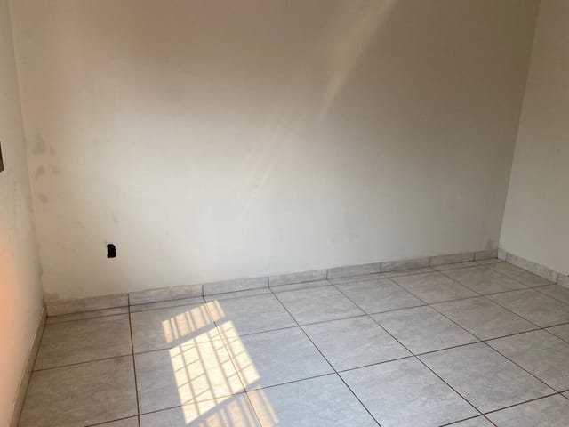 Casa 2 quartos e 2 banheiros, à venda, no bairro Residencial São Thomaz em São José do Rio Preto