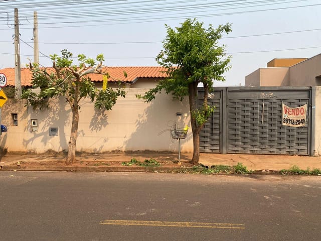 Casa 2 quartos e 2 banheiros, à venda, no bairro Residencial São Thomaz em São José do Rio Preto