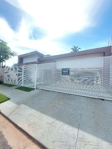 Casa 3 quartos e 2 banheiros, à venda, no bairro Jardim Itália em Nova Mutum