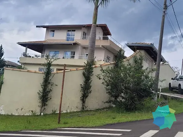 Casa com 1100m² 4 quartos e 4 banheiros, à venda, no bairro Condomínio Terras de Santa Izabel em Salto