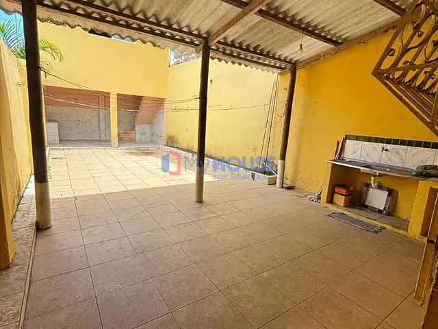 Casa 4 quartos e 3 banheiros, à venda, no bairro Pontal em Ilhéus