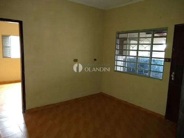 Casa com 200m² 3 quartos e 2 banheiros, à venda, no bairro Jardim Blumenau em Artur Nogueira