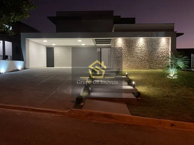 Casa com 525m² 3 quartos e 5 banheiros, à venda, no bairro Bosque em Vinhedo