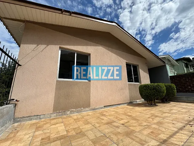 Casa com 161m² 3 quartos e 1 banheiro, à venda, no bairro lot. Fachini em Marau