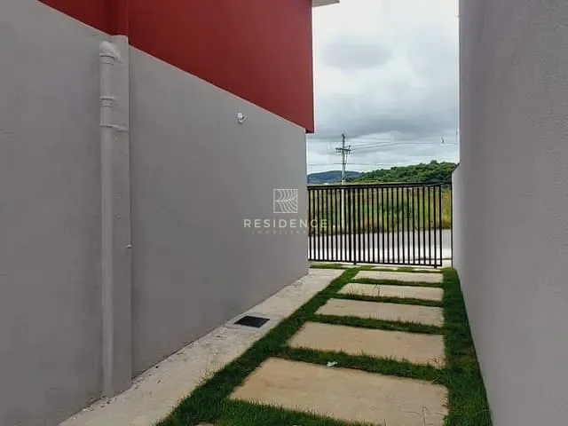 Casa 2 quartos e 1 banheiro, à venda, no bairro Roma em Volta Redonda