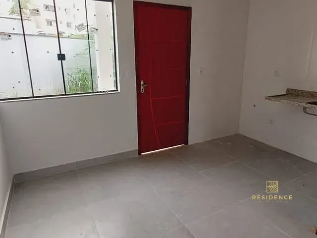 Casa 2 quartos e 1 banheiro, à venda, no bairro Roma em Volta Redonda
