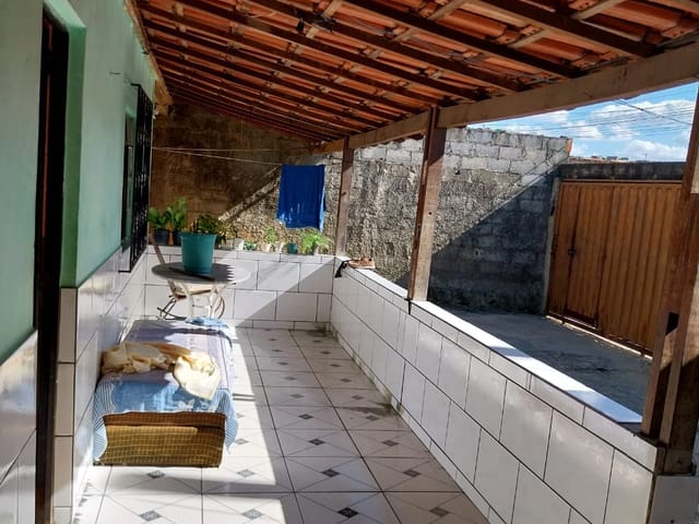 Casa 5 quartos e 3 banheiros, à venda, no bairro Jardim Daliana em Vespasiano