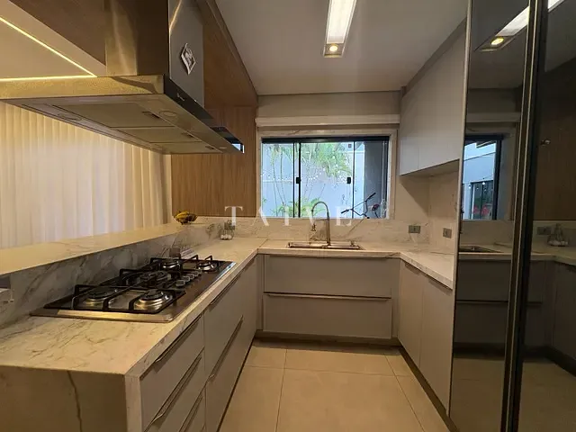 Casa com 376m² 3 quartos e 3 banheiros, à venda, no bairro São Pedro em Londrina