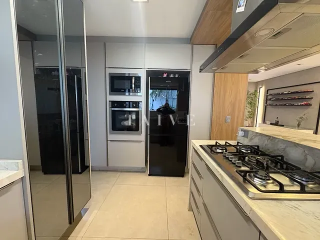 Casa com 376m² 3 quartos e 3 banheiros, à venda, no bairro São Pedro em Londrina