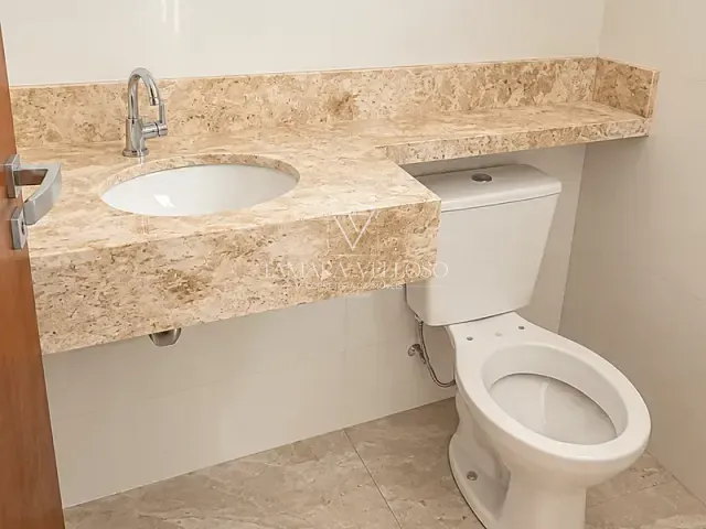 Casa com 182m² 3 quartos e 3 banheiros, à venda, no bairro Residencial Algarve em Mogi das Cruzes