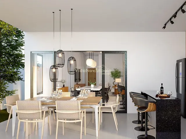 Casa com 372m² 3 quartos e 5 banheiros, à venda, no bairro Vila Santista em Atibaia