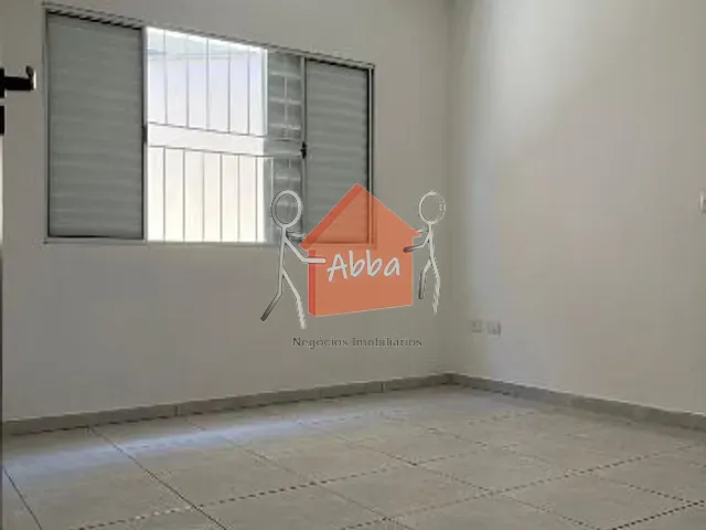 Casa com 250m² 3 quartos e 4 banheiros, à venda, no bairro Chácaras Roselândia em Cotia