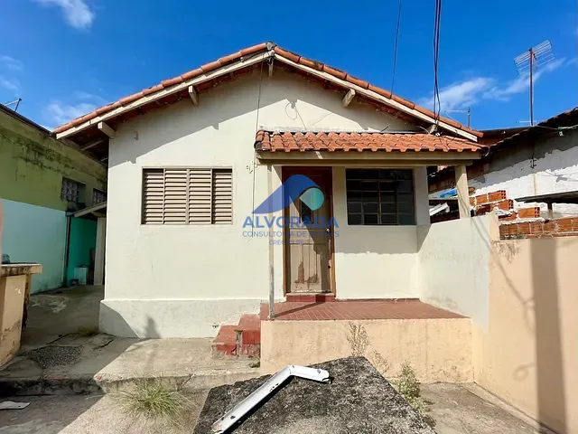 Casa com 250m² 3 quartos e 1 banheiro, à venda, no bairro Jardim Satélite em São José dos Campos