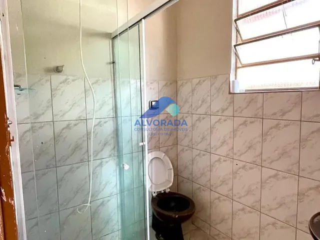 Casa com 250m² 3 quartos e 1 banheiro, à venda, no bairro Jardim Satélite em São José dos Campos