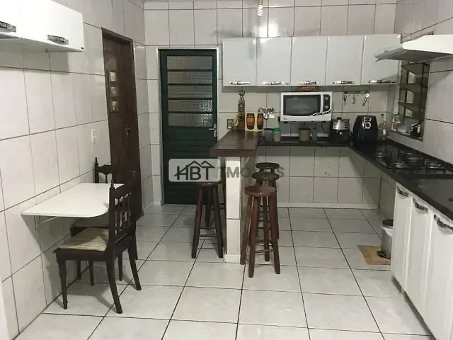 Casa com 247m² 3 quartos e 2 banheiros, à venda, no bairro Vila Nova Santa Clara em Bauru