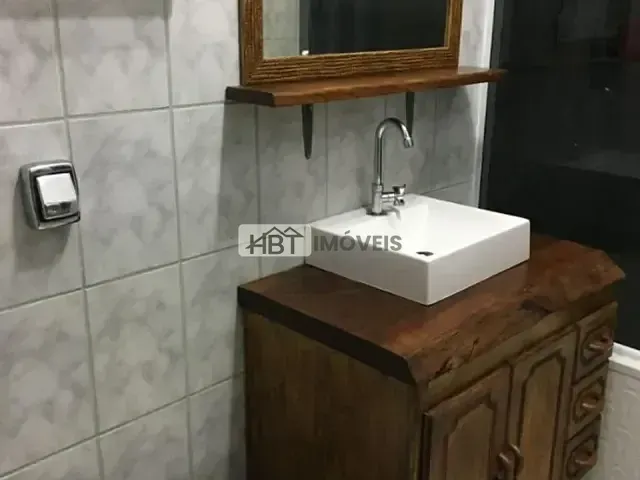 Casa com 247m² 3 quartos e 2 banheiros, à venda, no bairro Vila Nova Santa Clara em Bauru