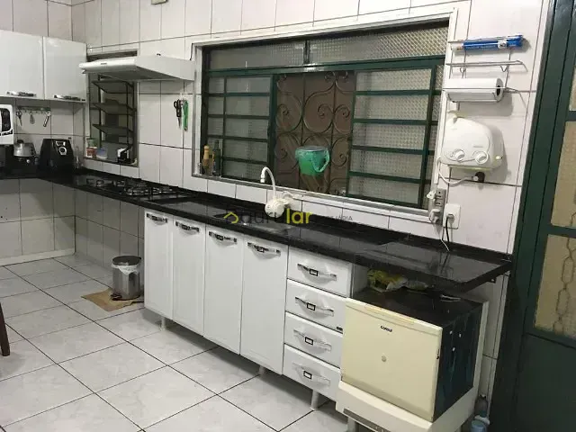 Casa com 247m² 3 quartos e 2 banheiros, à venda, no bairro Vila Nova Santa Clara em Bauru