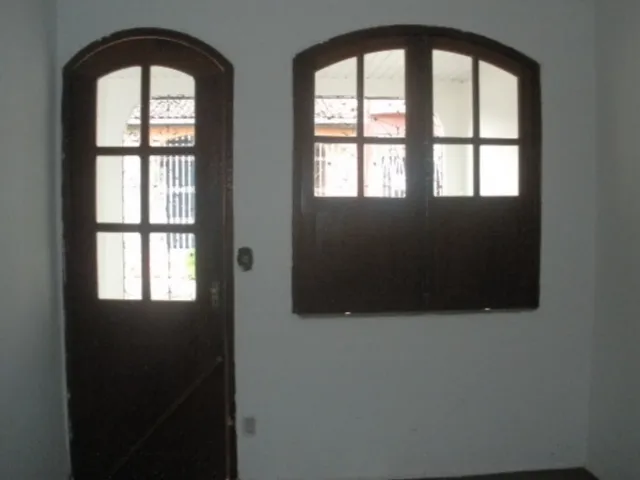 Casa 2 quartos e 1 banheiro, para alugar, no bairro Curió-Utinga em Belém