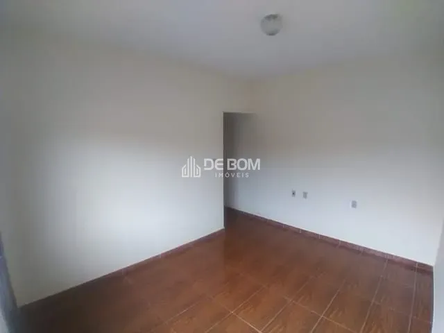 Casa com 375m² 2 quartos e 1 banheiro, à venda, no bairro Jardim das Acácias em Poços de Caldas